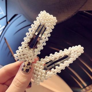 Set 4 chiếc cặp đính hạt siêu hot phong cách Hàn Quốc