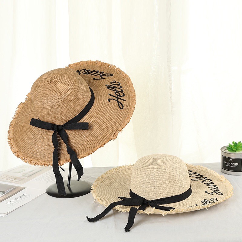 Mũ cói vành tròn đính nơ thêu chữ Hello Sunshine dành cho bạn gái đi biển mùa hè nón cho bạn nữ mã 03