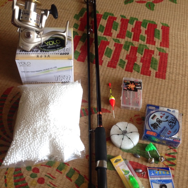 Combo bộ cần câu cá shimano đặc 2 khúc với máy tfb yolo 6000 và phụ kiện đi kèm