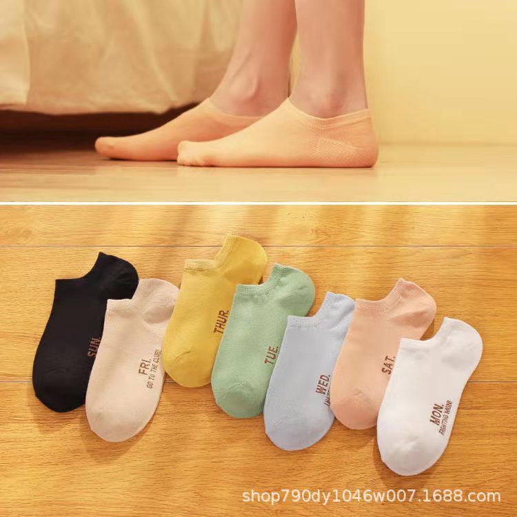 Tất cổ ngắn ngày tháng dễ thương hàng quảng châu không bai xù