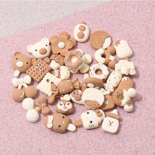 Charm kem que bánh ngọt oreo màu chocolate trắng và nâu trang trí kẹp tóc, bình nước, dán Jibbitz, vỏ ốp điện thoại, DIY