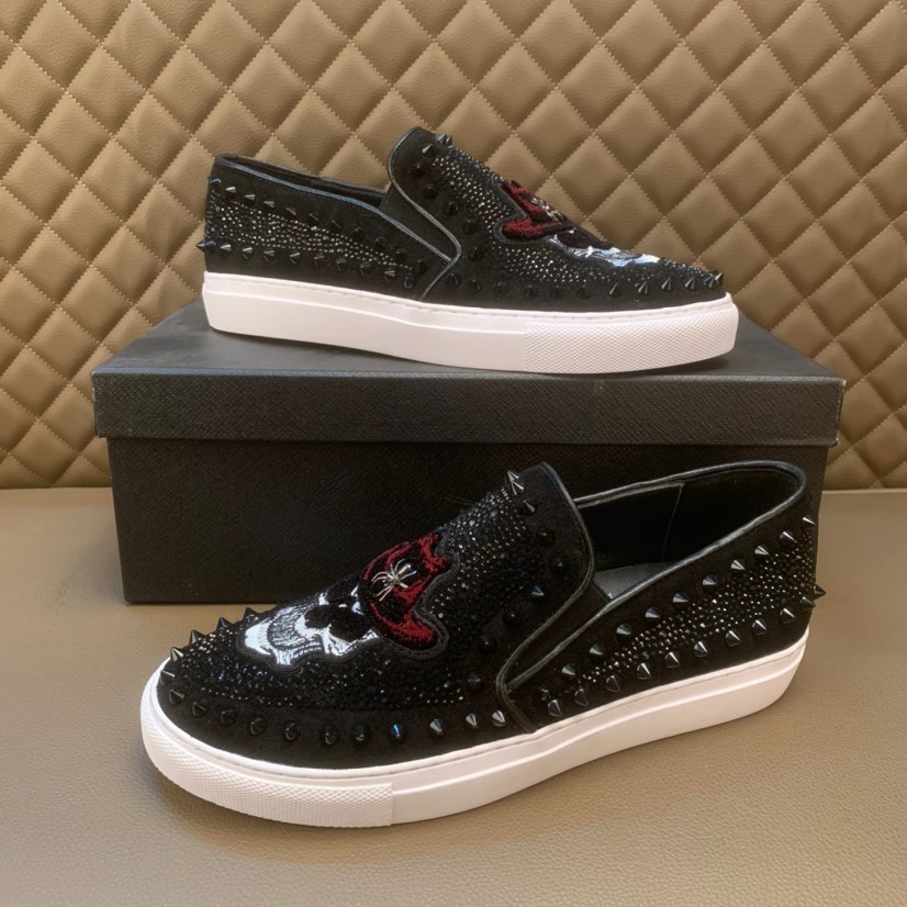 Giày nam lười da thật cao cấp Philipp Plein thiết kế cá tính và nổi bật với họa tiết đinh tán