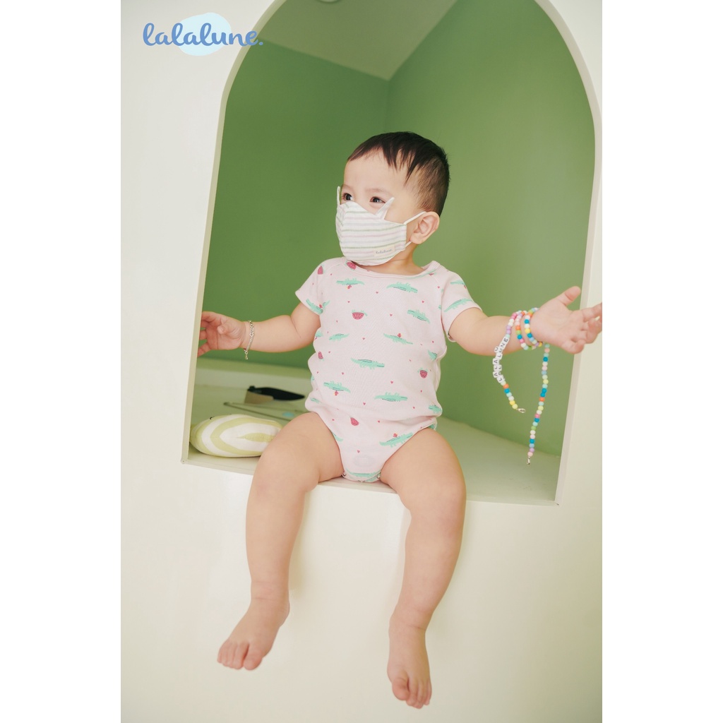 Bộ bodysuit hình cá sấu xinh xắn kèm nón lalalune dành cho bé