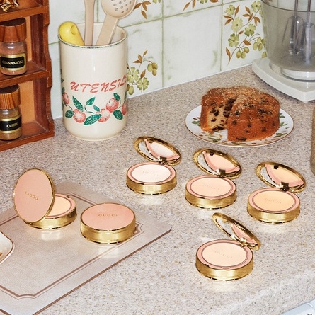 Gucci NEW Golden Lion Cushion Foundation Brighten Skin Tone Moisturizing Nourishing Skin SPF22 14g Phấn Nước Trang Điểm Dưỡng Ẩm Làm Sáng Tông Màu Da Thương Hiệu