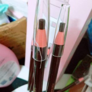 Chì xé kẻ mày  ( nâu đen)