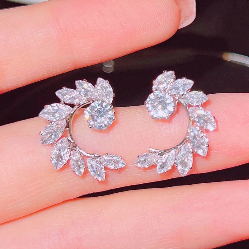 Bông Tai Mạ Bạc 925 Hình Chiếc Lá Đính Kim Cương Giả Toàn Diện Cho Nữ