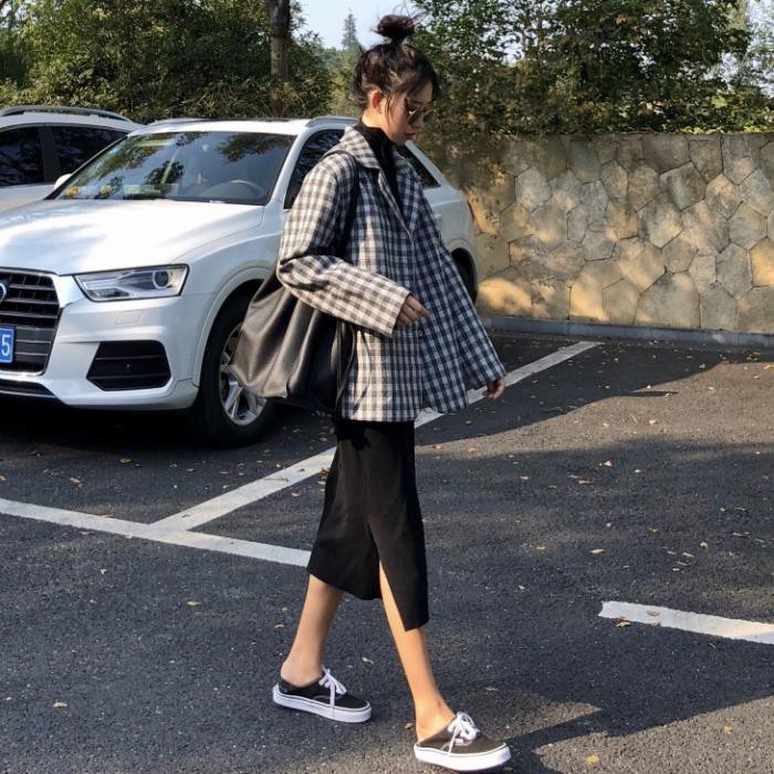 Áo Khoác Tay Dài Dáng Rộng Kẻ Sọc Kiểu Hàn Quốc Cá Tính Cho Nữ | BigBuy360 - bigbuy360.vn