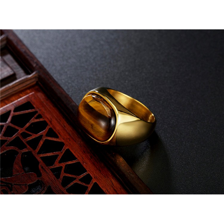Nhẫn nam titan mạ 18K đá Ovanl màu mắt hổ MH01