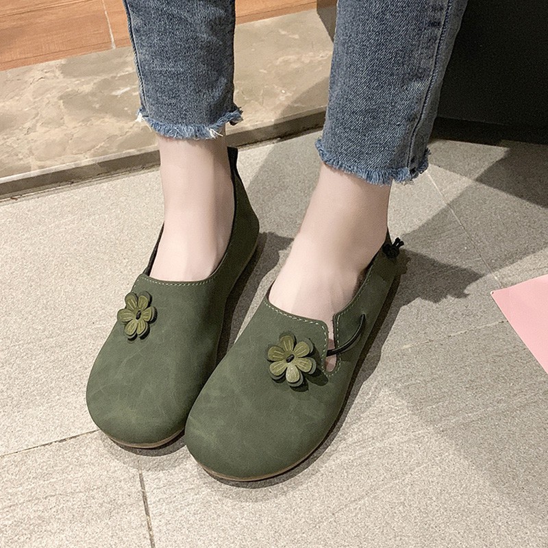 Giày sandal lười bít mũi tròn đính họa tiết hoa đáng yêu vintage cho nữ