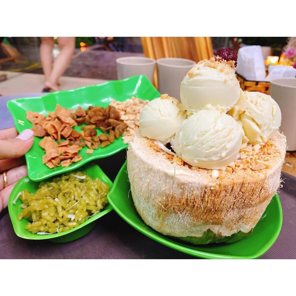 Kem dừa côn đảo full topping dừa khô, nho khô, lạc