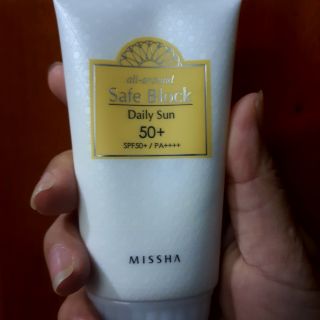 Kem chống nắng missha