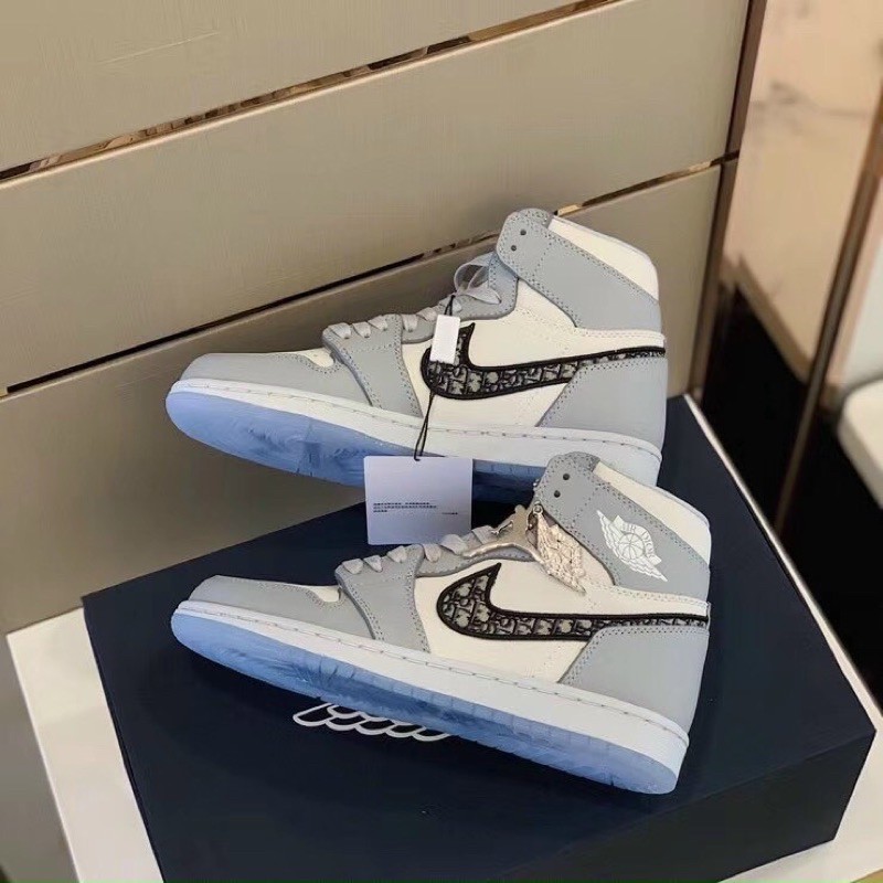 Giày thể thao nike Dio