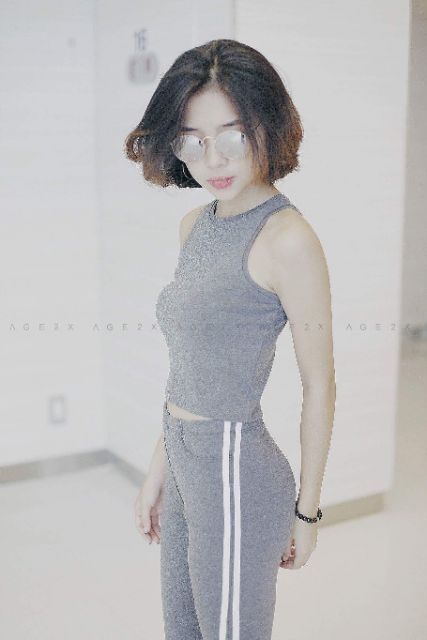 Áo croptop thể thao AGE2X | BigBuy360 - bigbuy360.vn