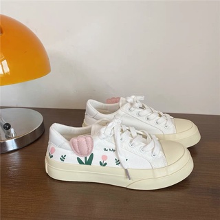 𝗺𝗶𝗲 𝘀𝘁𝘂𝗱𝗶𝗼 - Giày hoa tulip dễ thương đế bánh mì dễ phối đồ