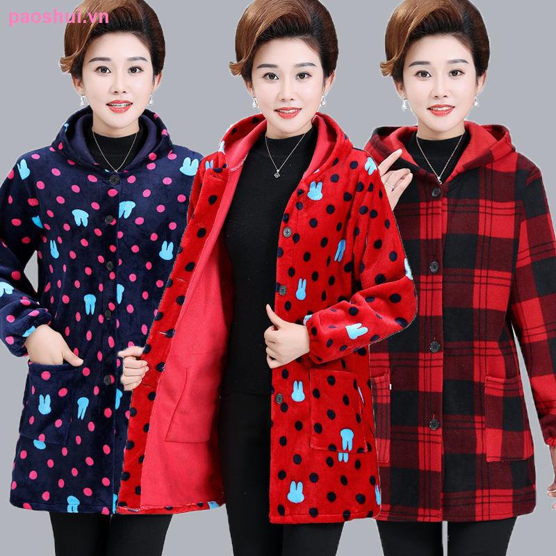 Middle-aged and elderly women s smocks, long-sleeved, loose, fashionable, large size mother s wear plus velvet thick coats, middle-aged men and velvet smocks