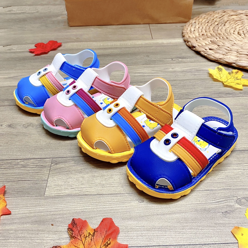 Sandal trẻ em mùa hè phối màu tươi tắn năng động mẫu mới cực hot - TT392