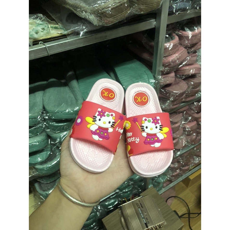 Dép Bé Gái Họa Tiết Hello Kitty