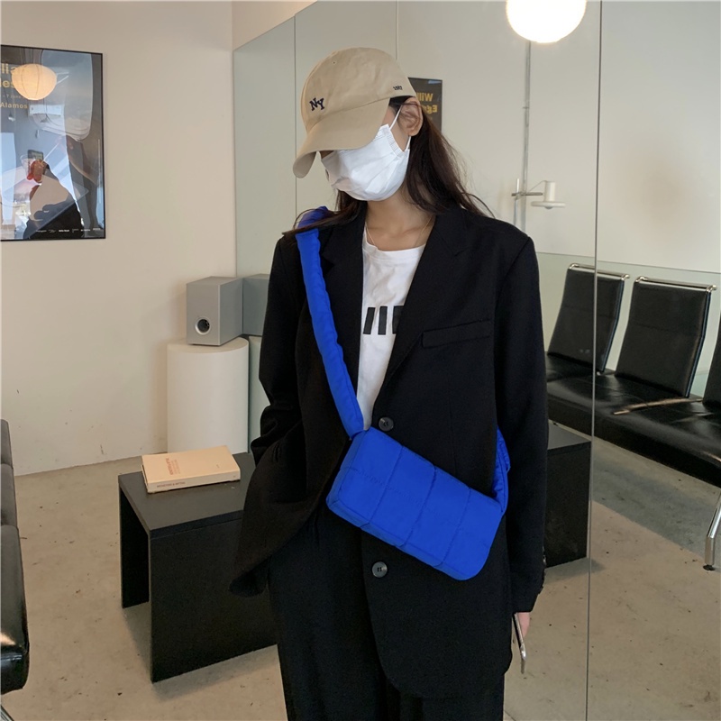 Túi Đeo Chéo Đan Lát Thời Trang Cho Nữ