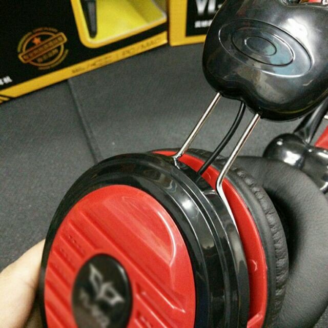 TAI NGHE GAME THỦ CHỤP TAI YL-902 CÓ MIC THOẠI KIỂU DÁNG SÀNH ĐIỆU CHẤT LIỆU SIÊU BỀN ( dùng cho cả điện thoại và PC )