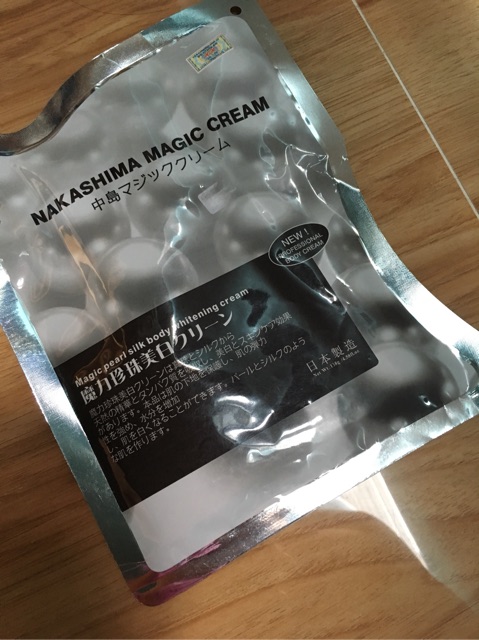 Kem ủ trắng da Nakashima Magic cream