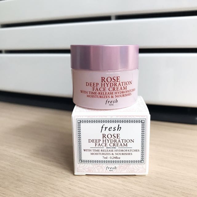 [FRESH] Kem dưỡng ẩm trắng da se khít lỗ chân lông The Fresh Rose Deep Hydration Face Cream Mini (bill Mỹ)