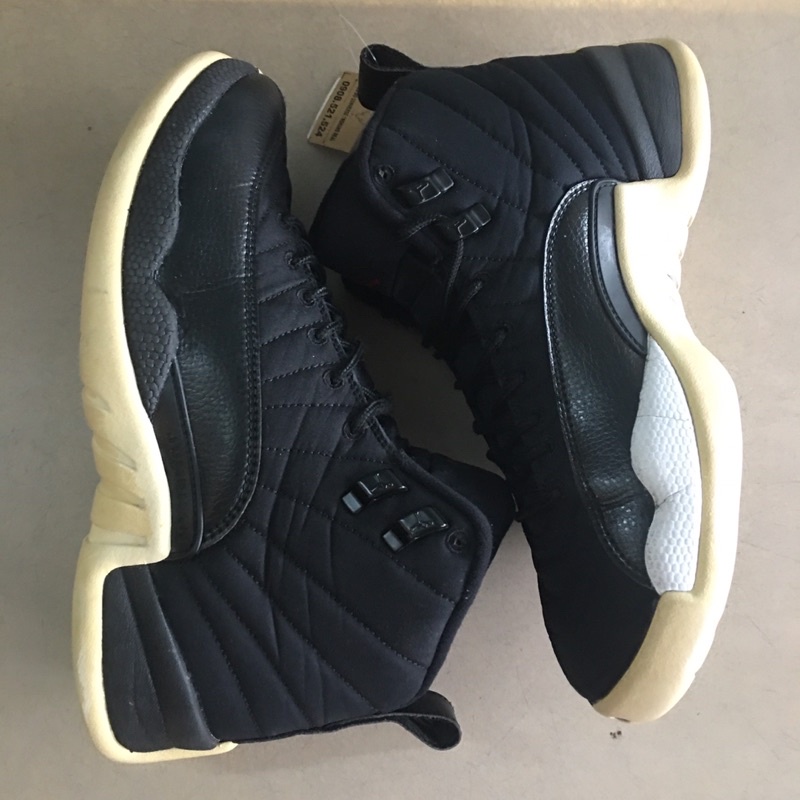 Giày chính hãng đã qua sử dụng