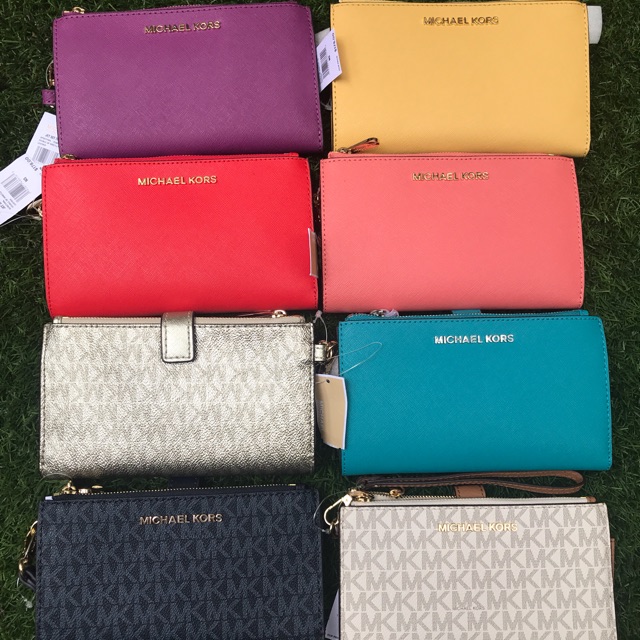 VÍ CẦM TAY MK MICHAEL KORS JET SET TRAVEL
