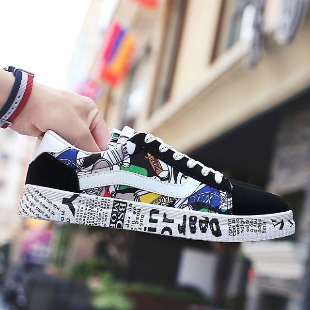 Giày Thể Thao Vans Old Skool Phong Cách Năng Động Trẻ Trung Dành Cho Cả Nam Và Nữ