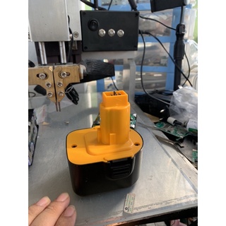Pin dewalt & black decker 12v 4ah