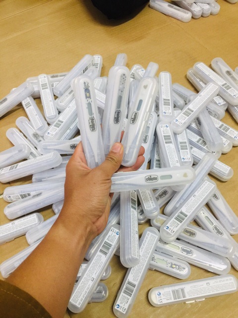 Nhiệt kế điện tử Chicco mẫu mới chính hãng