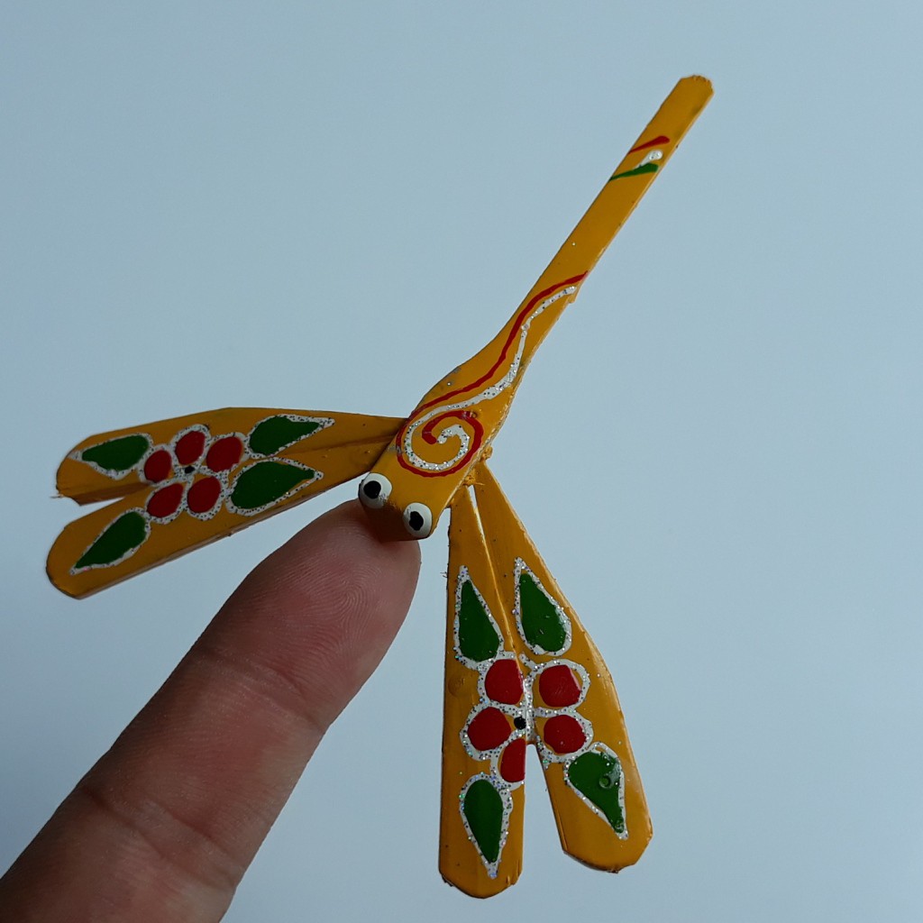 Chuồn chuồn tre thăng bằng loại có màu size nhỏ 7cm