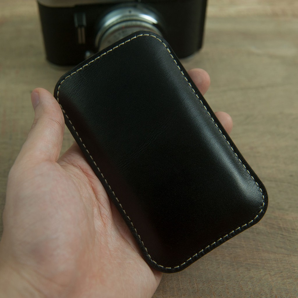 Bao điện thoại E72 - da bò thật - màu đen - handmade MC179
