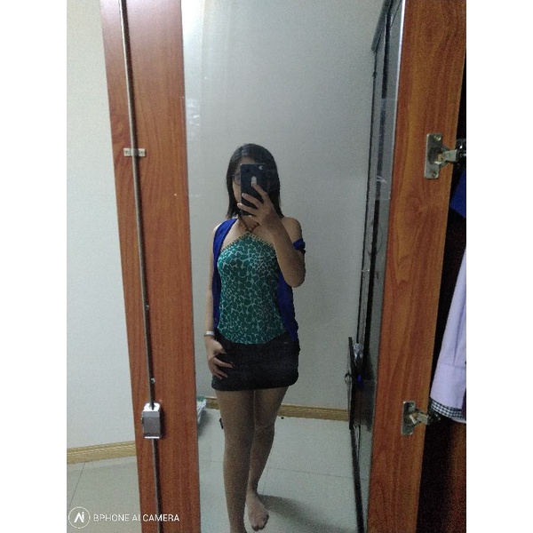 Áo yếm cột dây