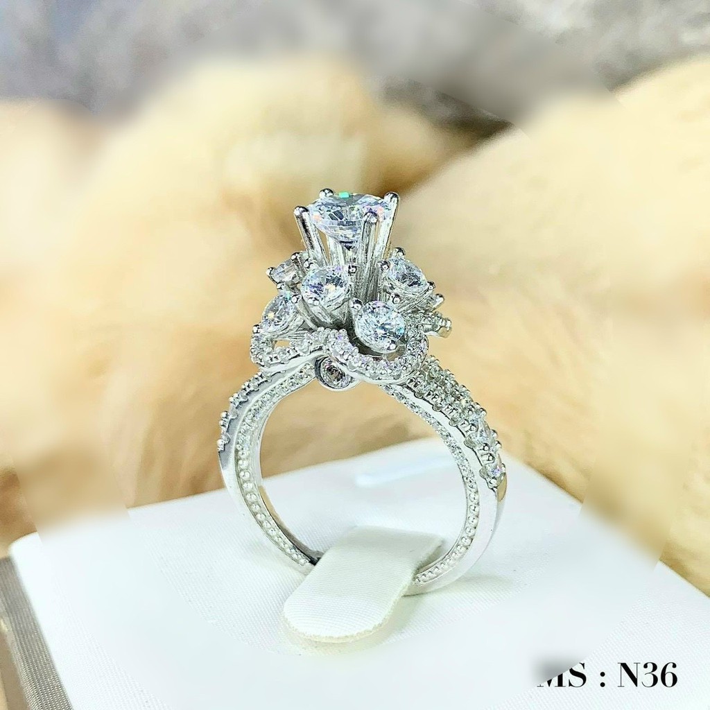 Nhẫn Nữ Đính Kim Cương Sang Trọng - HN01C7 - Giống Thật 99% - Đeo Đi Tiệc Lên Hình Cực Sang