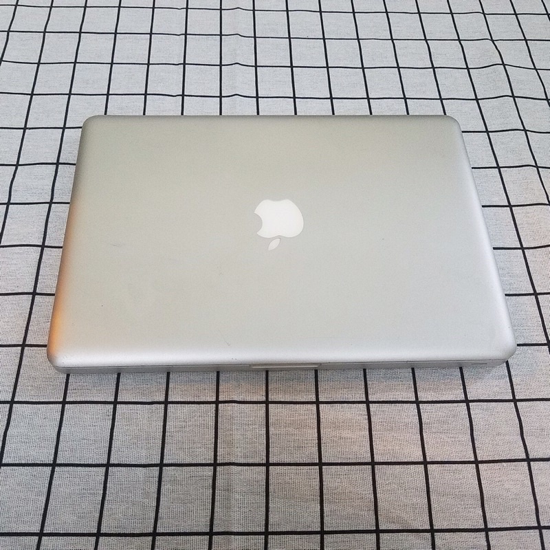 Macbook Pro 2011 MC700 i5 ram 8Gb ổ cứng ssd 128 màn hình 13.3 | BigBuy360 - bigbuy360.vn