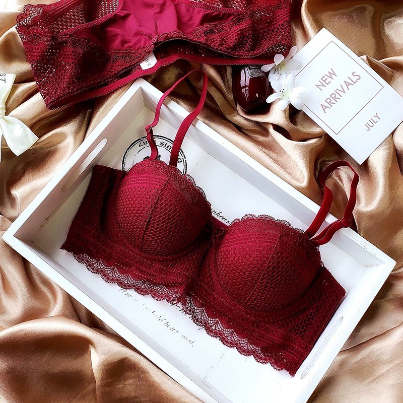 Bộ đồ lót B028 ren quây bản to đệm vừa chống tụt
