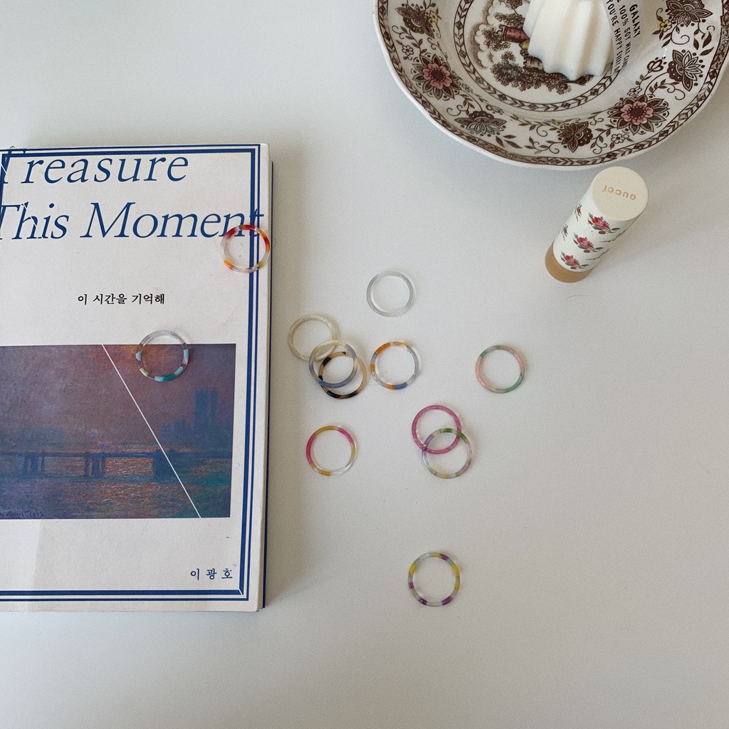 Nhẫn Nhựa Acrylic Trong Suốt Phong Cách Cổ Điển