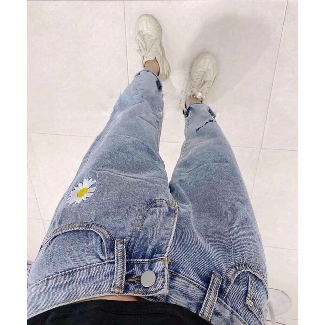 Quần baggy jeans thêu cúc + chữ Tia19 ( Ảnh thật)