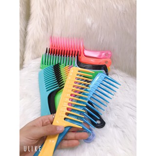 Lược thưa chải tóc