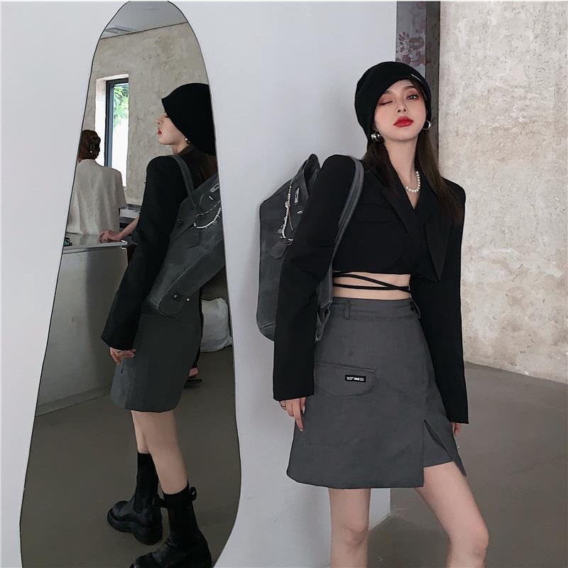 Áo khoác vest tay dài dáng ngắn/ Chân váy phong cách retro cho nữ