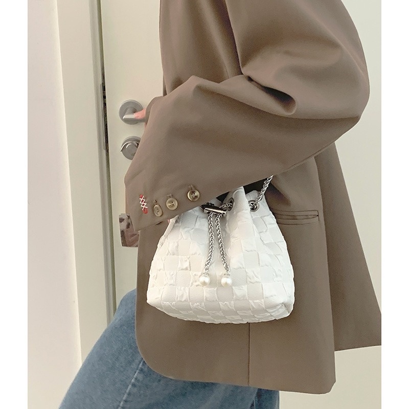 Túi Đeo Chéo Vai Có Dây Xích Thời Trang Mùa Hè Gylb307