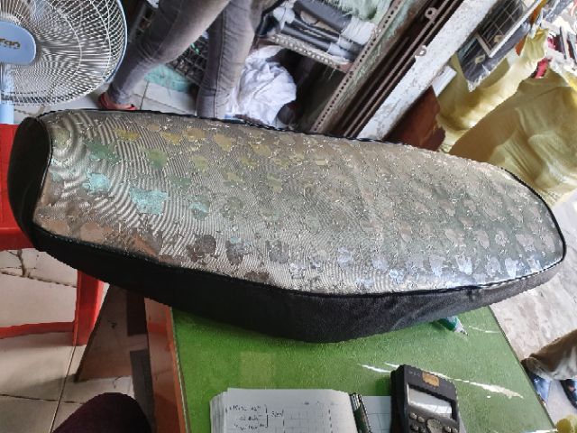 Áo chống nắng yên xe gắn máy