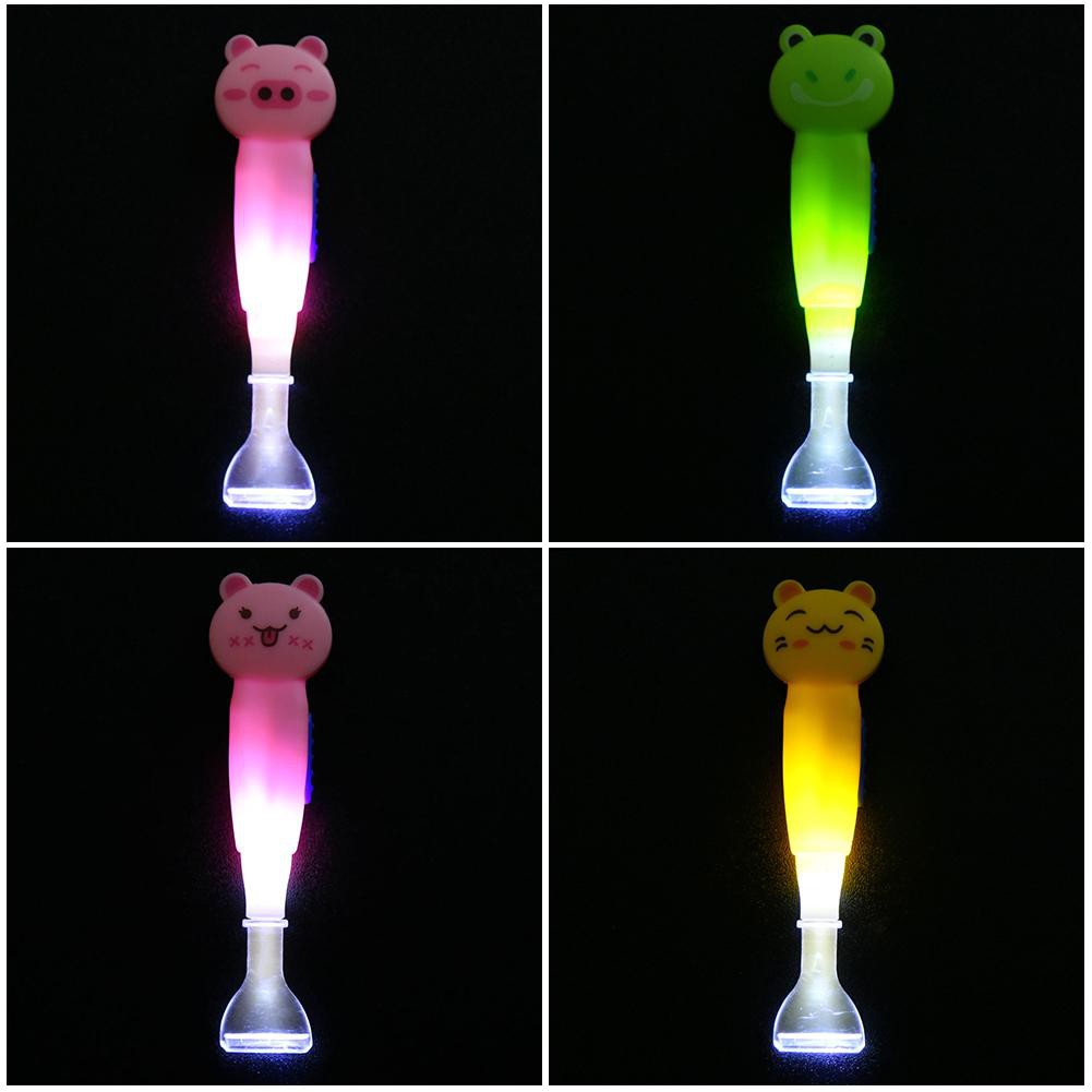 Bút đính đá 5D có đèn tiện dụng kích thước 9*3*1.3 cm | BigBuy360 - bigbuy360.vn