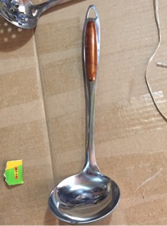 Môi múc canh  inox 100% 7cm x 25cm