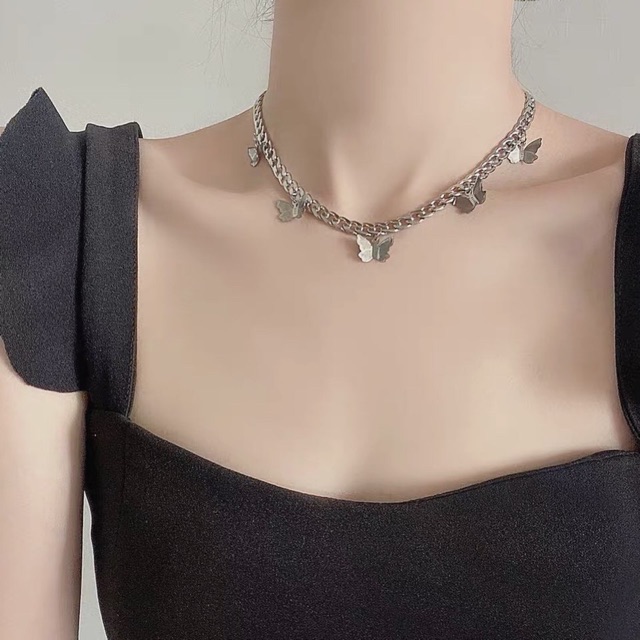 Vòng cổ xích phối mặt bươm bướm