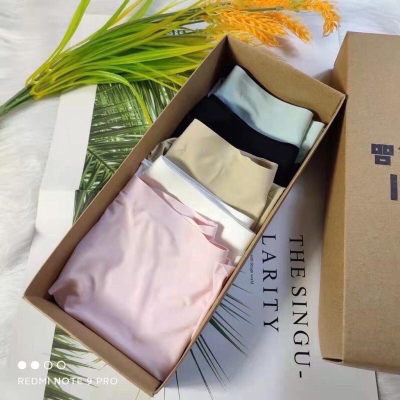 Hộp 5 quần lót lụa su đúc không đường may