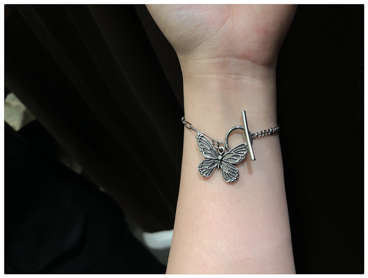 Vòng tay/ dây chuyền bằng kim loại mặt hình bướm thời trang Hàn Quốc