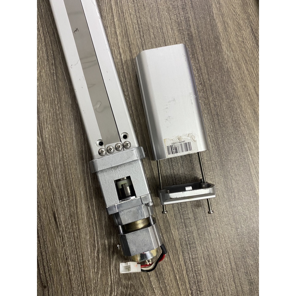 Vitme hành trình 300mm gá bắt động cơ Step 42mm tháo máy