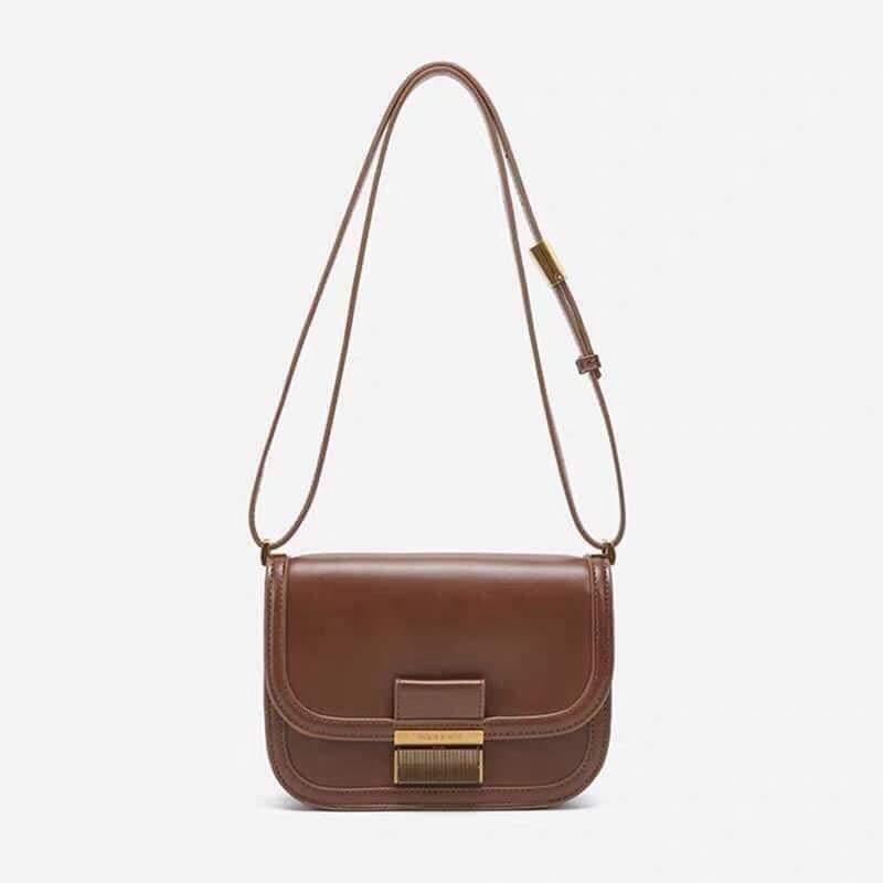 Gọi em là NEW COLLECTION 2020 Túi Charles&keith Price: 470.000đ Color: Nâu Đen Cam Xanh