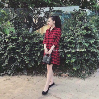 Váy kẻ xuông